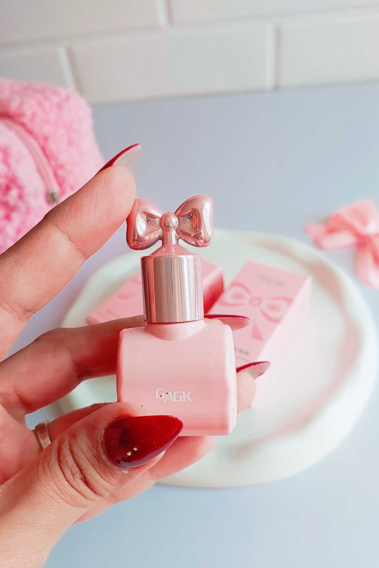 رژلب خیس پاپیونی GAGK — جلوه درخشان و بافت نرم