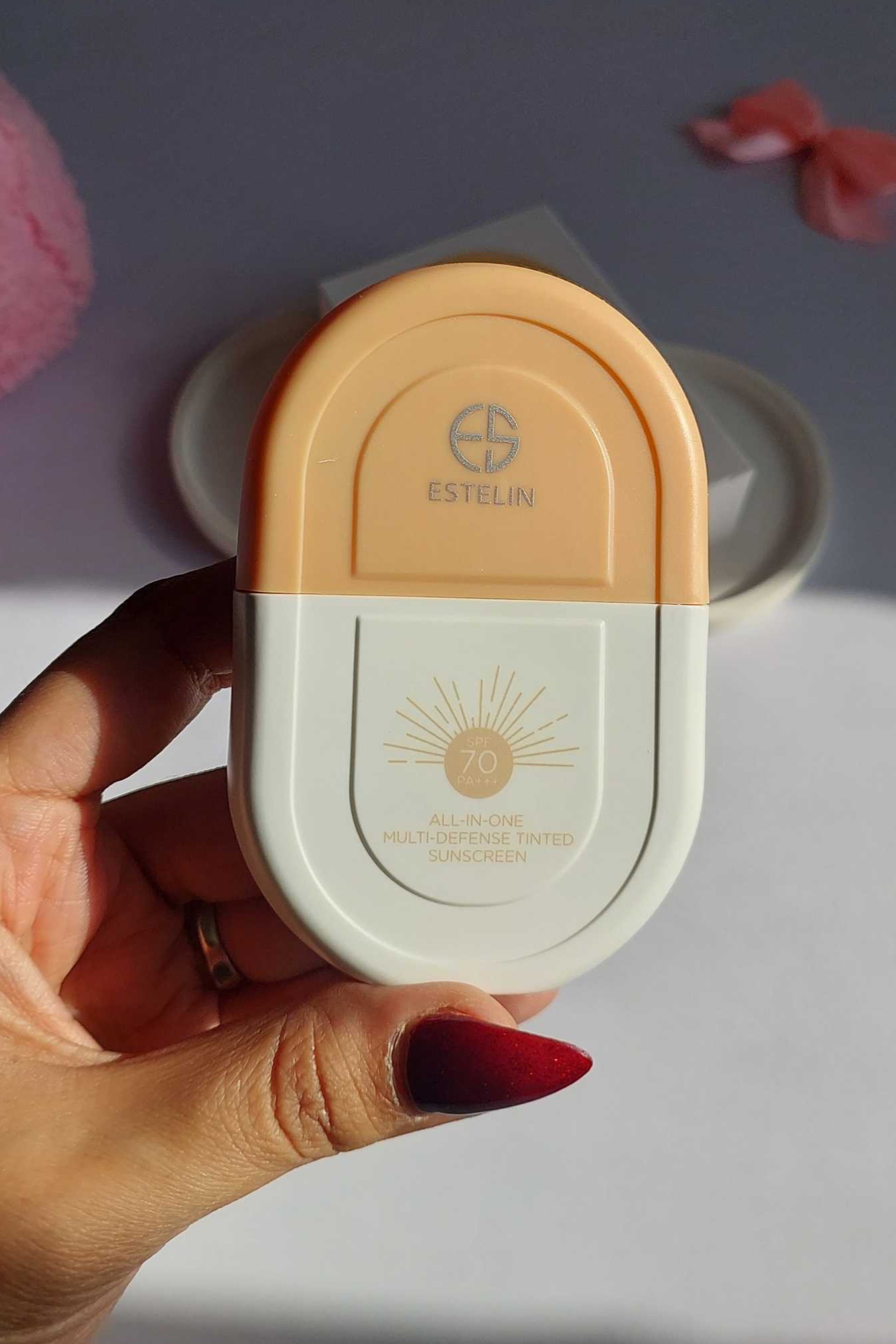 ضدآفتاب استلین SPF ۷0 ساده با فرمول سبک و جذب سریع برای استفاده روزانه – نیلداشاپ