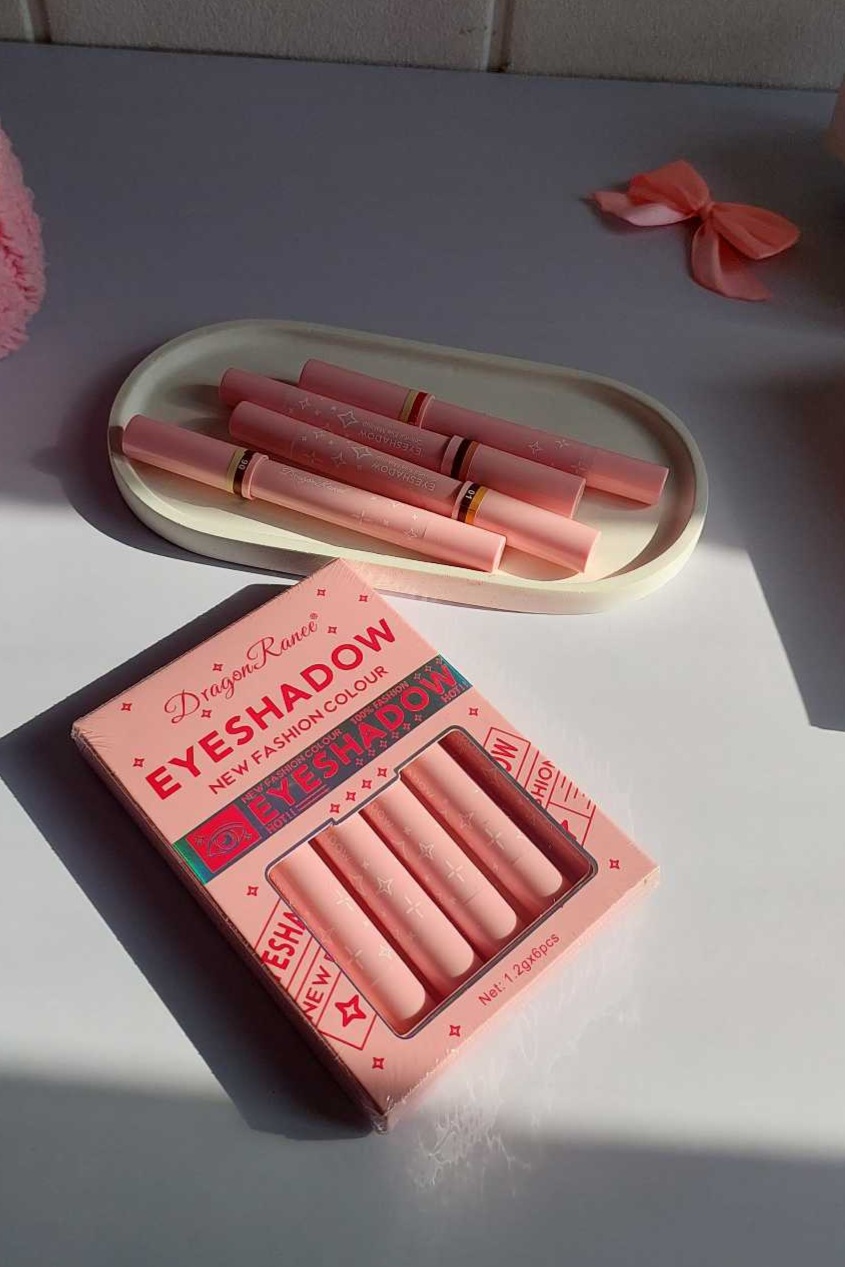 سایه استیکی دراگون رانی با دو رنگ در هر استیک، مات و شاین، بافت کرمی نرم و ماندگار 🐉💖