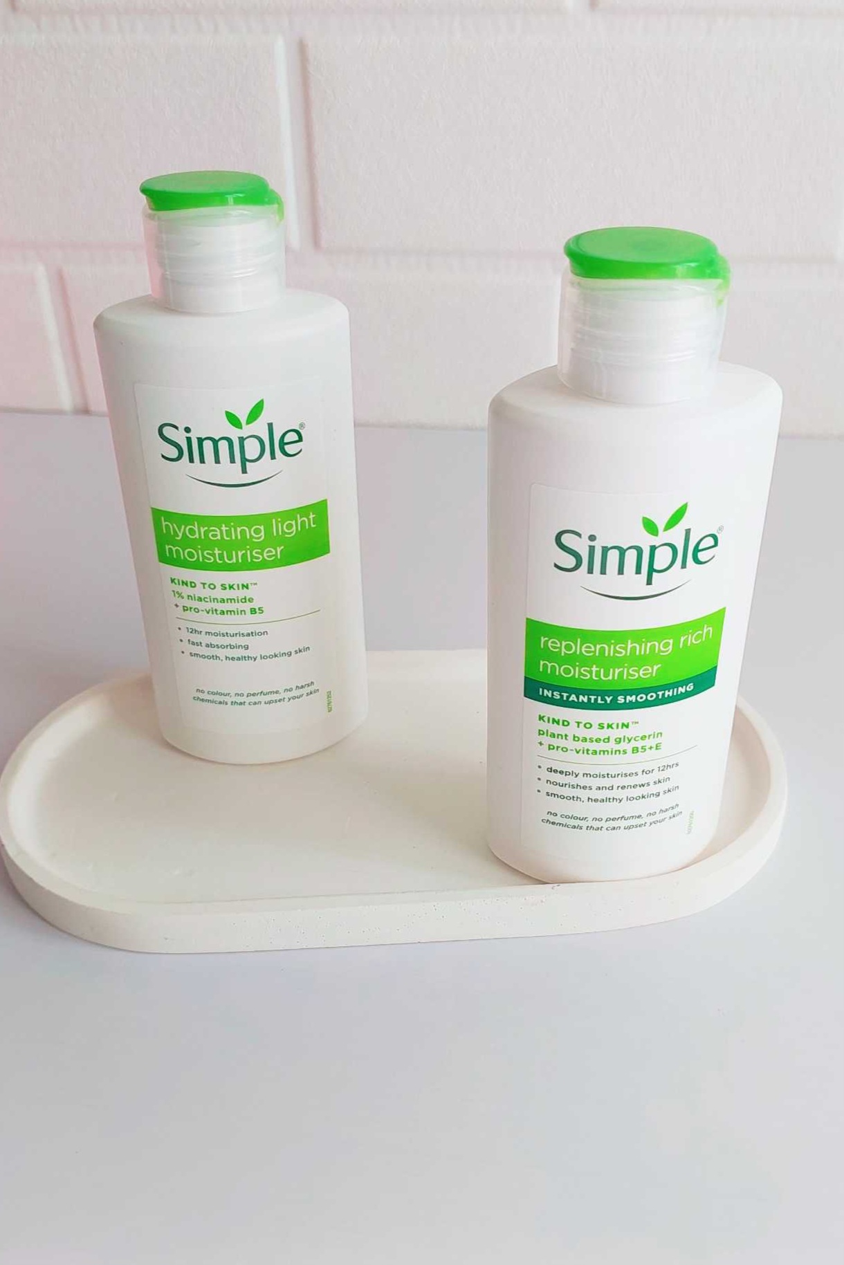 بافت کرمی Rich و بافت سبک Light آبرسان سیمپل