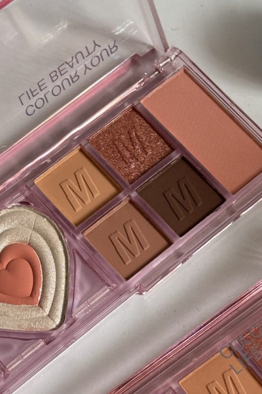 پالت سایه چشم میس لارا مدل قلبی