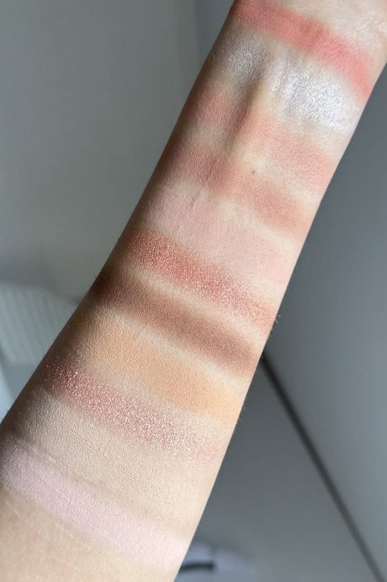 پالت سایه چشم میس لارا مدل قلبی